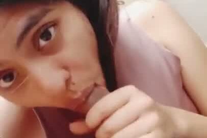 Russian Virgin Girl Giving Blowjob To Her Boyfriend and Enjoying